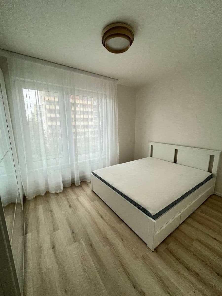 Pronájem bytu 2+kk 46 m², Hodkovická, Praha, Praha Pronájem bytu 2+kk 46 m², Hodkovická, Praha, Praha