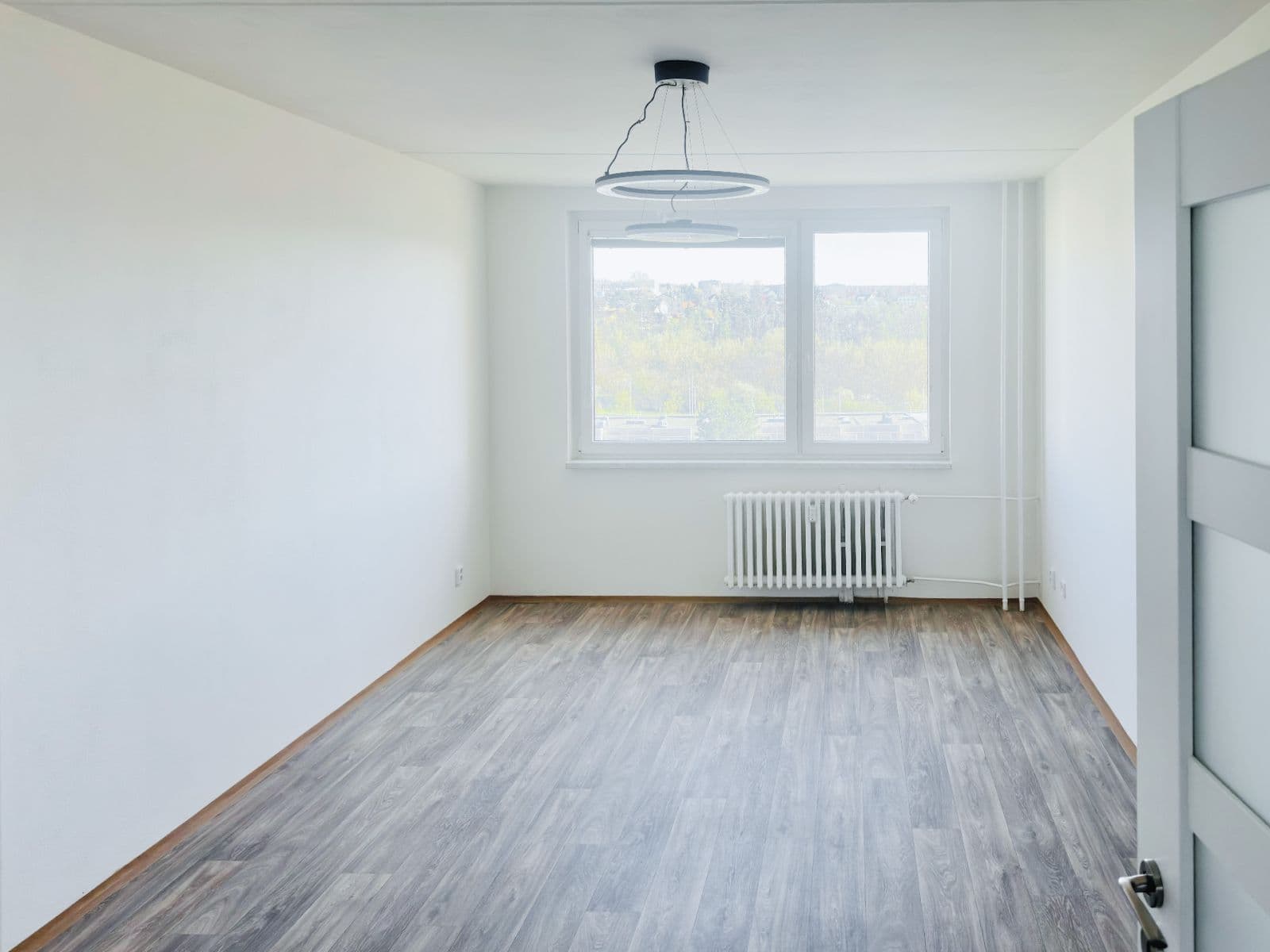 Pronájem bytu 3+1 76 m², Jordana Jovkova, Praha, Praha Pronájem bytu 3+1 76 m², Jordana Jovkova, Praha, Praha