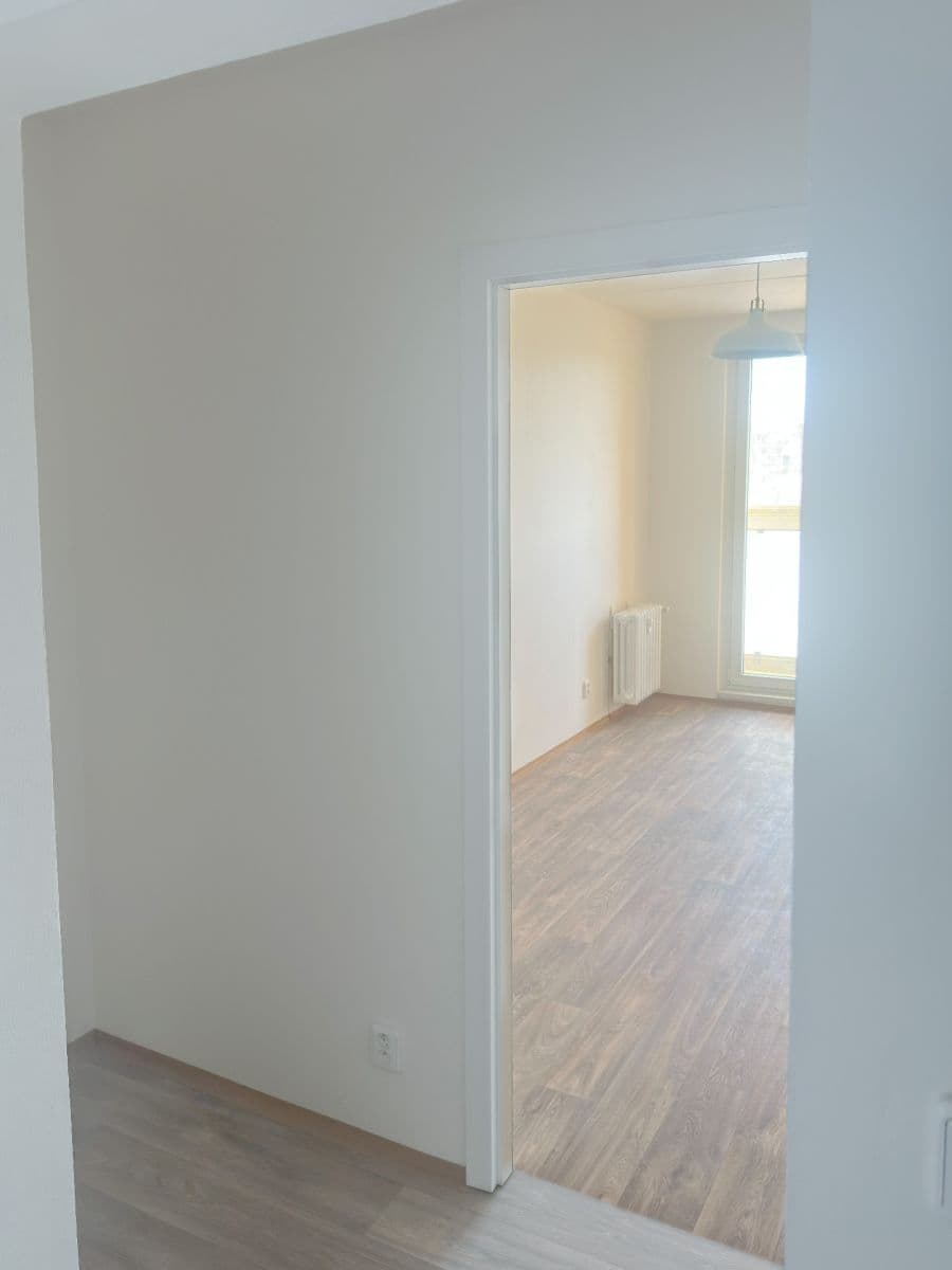 Pronájem bytu 3+1 76 m², Jordana Jovkova, Praha, Praha Pronájem bytu 3+1 76 m², Jordana Jovkova, Praha, Praha