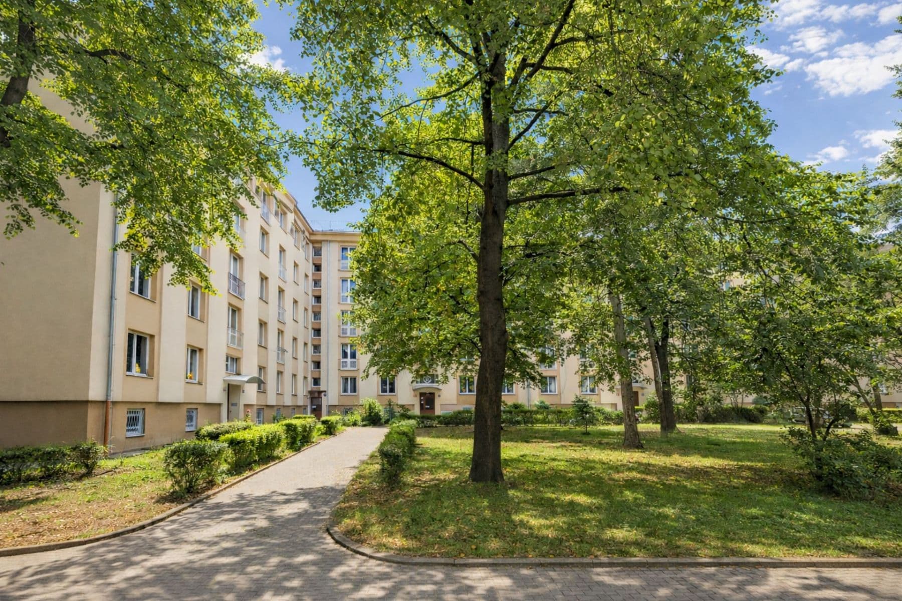 Prodej bytu 2+kk 41 m², Jakutská, Praha, Praha Prodej bytu 2+kk 41 m², Jakutská, Praha, Praha