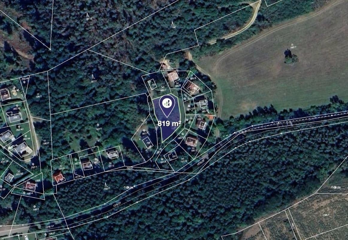 Prodej pozemku 819 m², Milešov, Středočeský kraj Prodej pozemku 819 m², Milešov, Středočeský kraj