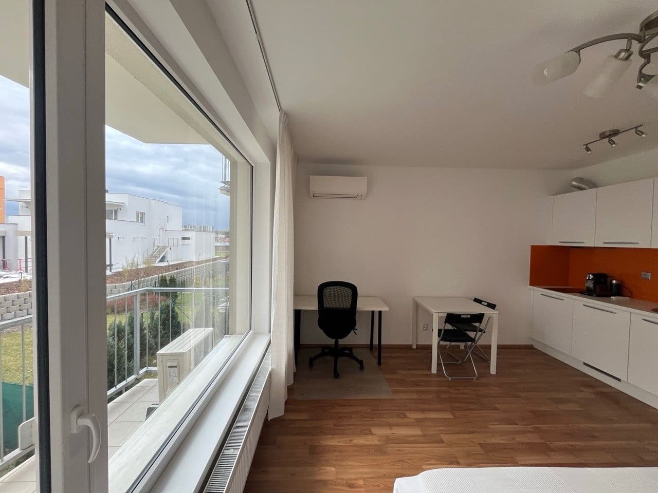 Pronájem bytu 1+kk 30 m², Rudolfa Holeky, Praha, Praha Pronájem bytu 1+kk 30 m², Rudolfa Holeky, Praha, Praha