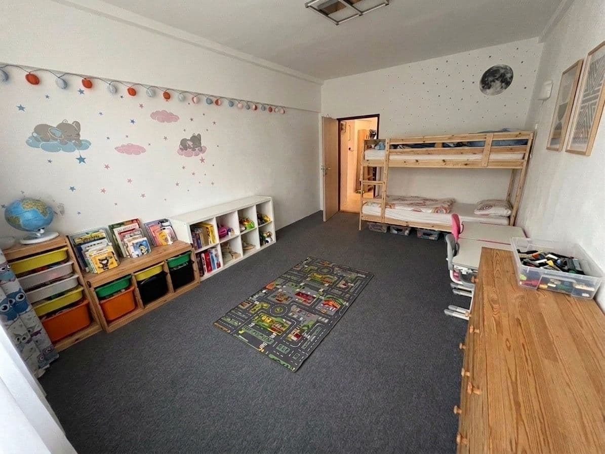 Prodej bytu 3+kk 77 m², Benešovo náměstí, Pardubice, Pardubický kraj Prodej bytu 3+kk 77 m², Benešovo náměstí, Pardubice, Pardubický kraj
