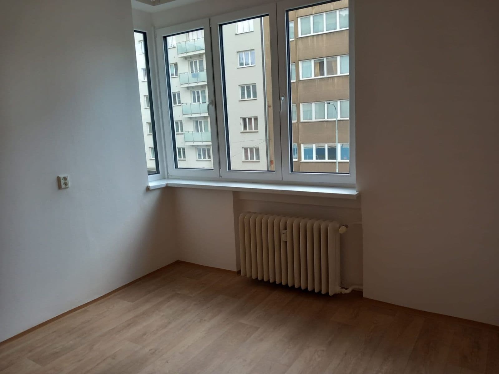 Pronájem bytu 2+kk 51 m², Dělnická, Praha, Praha Pronájem bytu 2+kk 51 m², Dělnická, Praha, Praha