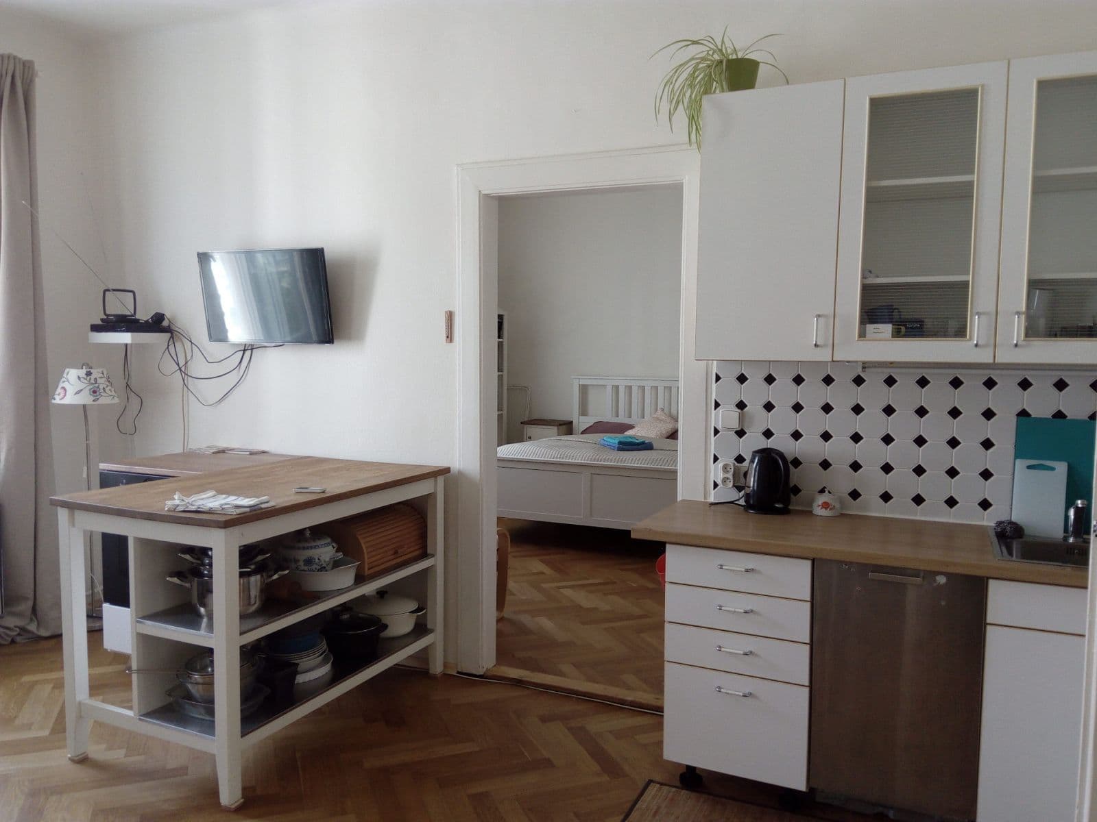 Prodej bytu 3+kk 88 m², Ostromečská, Praha, Praha Prodej bytu 3+kk 88 m², Ostromečská, Praha, Praha