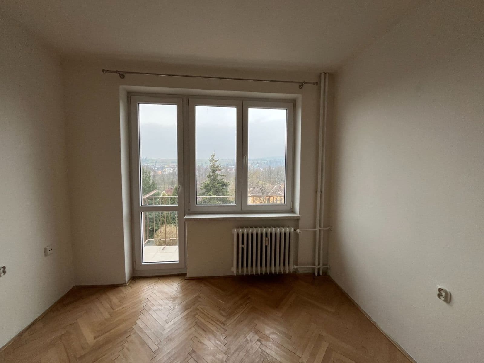 Pronájem bytu 3+1 62 m², Pod Svahem, Tachov, Plzeňský kraj Pronájem bytu 3+1 62 m², Pod Svahem, Tachov, Plzeňský kraj