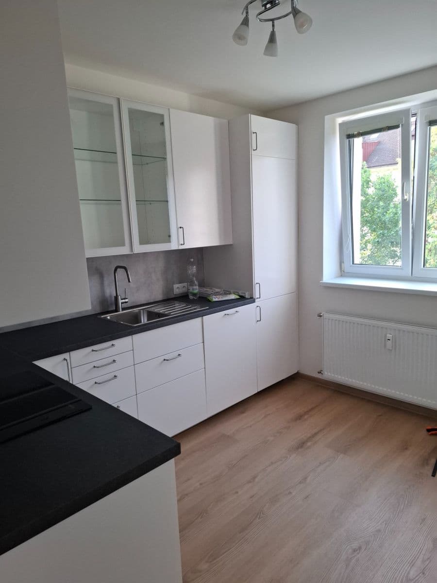 Pronájem bytu 2+1 57 m², Dvouletky, Praha, Praha Pronájem bytu 2+1 57 m², Dvouletky, Praha, Praha