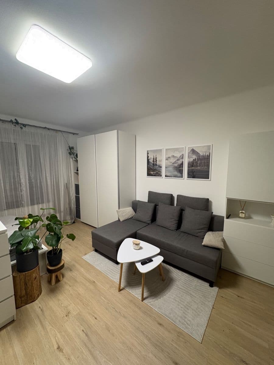 Pronájem bytu 1+kk 36 m², U Plynárny, Praha, Praha Pronájem bytu 1+kk 36 m², U Plynárny, Praha, Praha