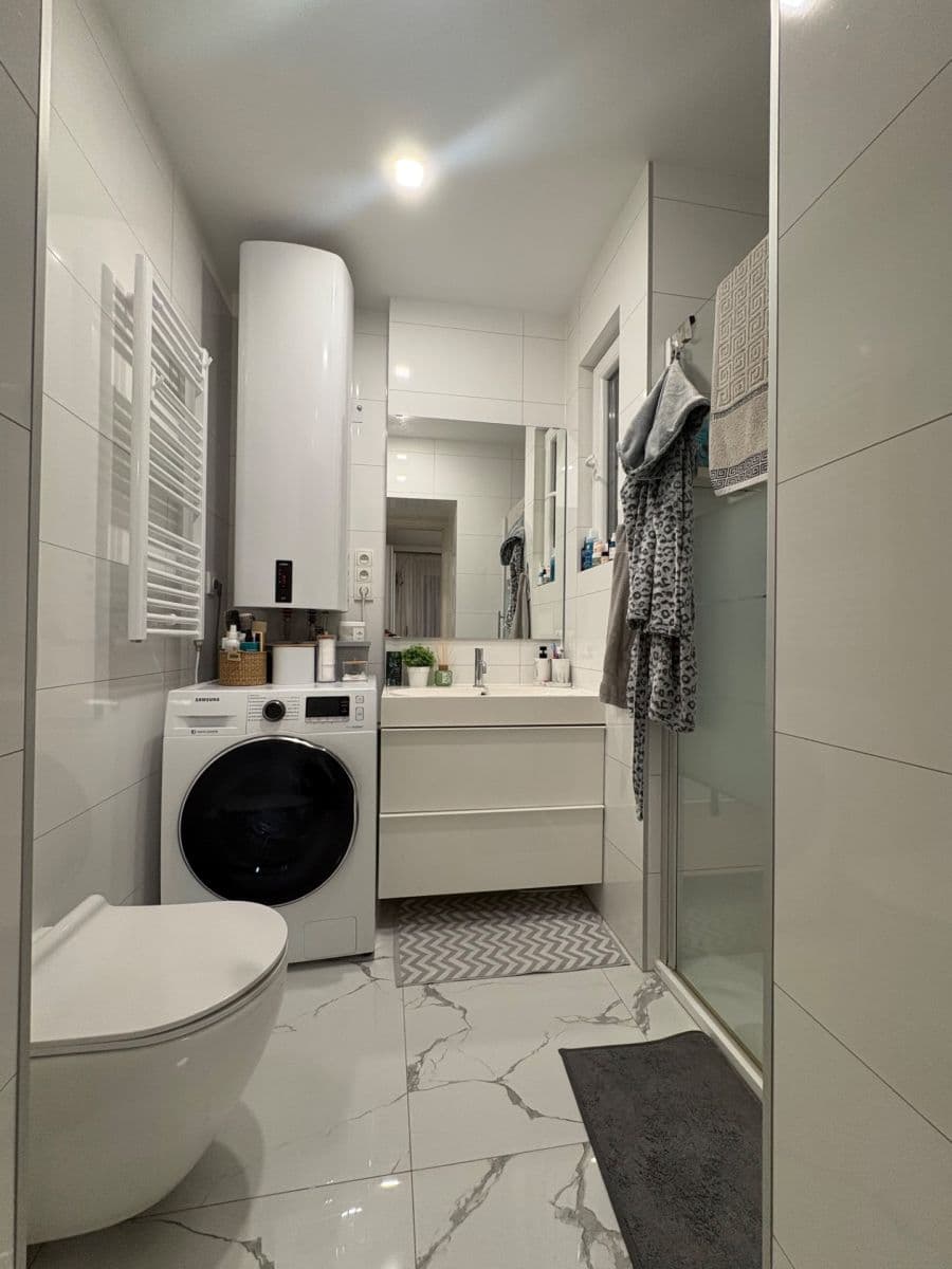 Pronájem bytu 1+kk 36 m², U Plynárny, Praha, Praha Pronájem bytu 1+kk 36 m², U Plynárny, Praha, Praha