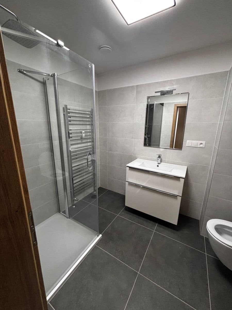 Pronájem bytu 2+kk 55 m², Americká, Kladno, Středočeský kraj Pronájem bytu 2+kk 55 m², Americká, Kladno, Středočeský kraj