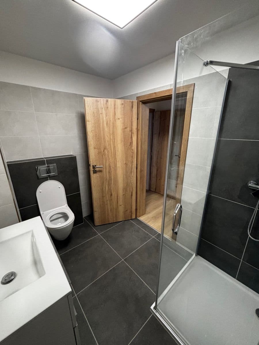 Pronájem bytu 2+kk 55 m², Americká, Kladno, Středočeský kraj Pronájem bytu 2+kk 55 m², Americká, Kladno, Středočeský kraj