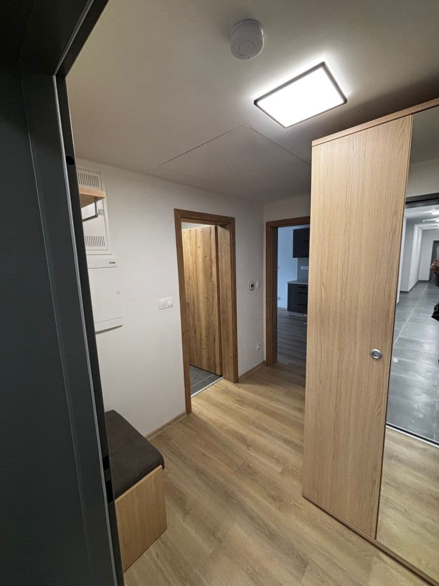 Pronájem bytu 2+kk 55 m², Americká, Kladno, Středočeský kraj Pronájem bytu 2+kk 55 m², Americká, Kladno, Středočeský kraj