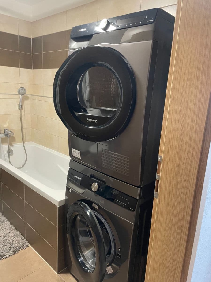 Pronájem bytu 2+kk 47 m², Ječná, Hostivice, Středočeský kraj Pronájem bytu 2+kk 47 m², Ječná, Hostivice, Středočeský kraj