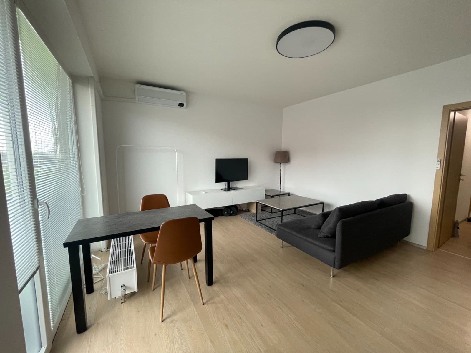 Pronájem bytu 2+kk 47 m², Ječná, Hostivice, Středočeský kraj Pronájem bytu 2+kk 47 m², Ječná, Hostivice, Středočeský kraj