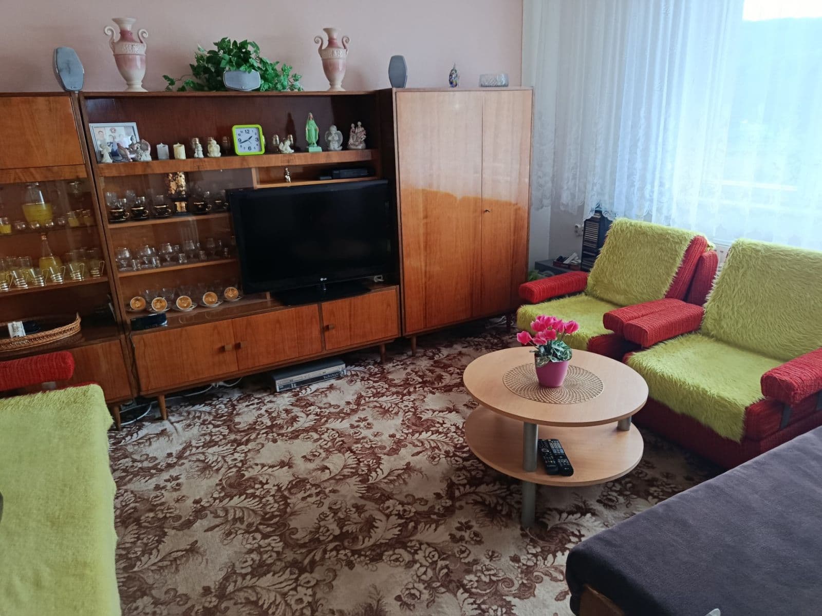 Prodej domu 180 m², pozemek 100 m², Koryčany, Zlínský kraj Prodej domu 180 m², pozemek 100 m², Koryčany, Zlínský kraj