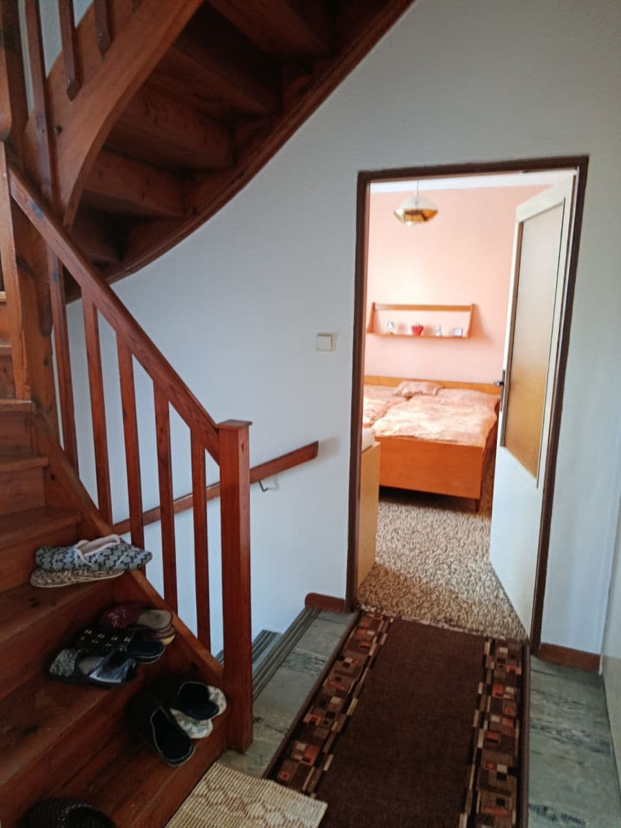 Prodej domu 180 m², pozemek 100 m², Koryčany, Zlínský kraj Prodej domu 180 m², pozemek 100 m², Koryčany, Zlínský kraj