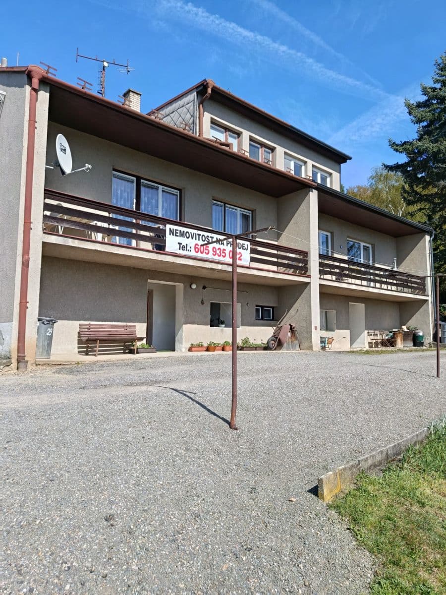 Prodej domu 180 m², pozemek 100 m², Koryčany, Zlínský kraj Prodej domu 180 m², pozemek 100 m², Koryčany, Zlínský kraj