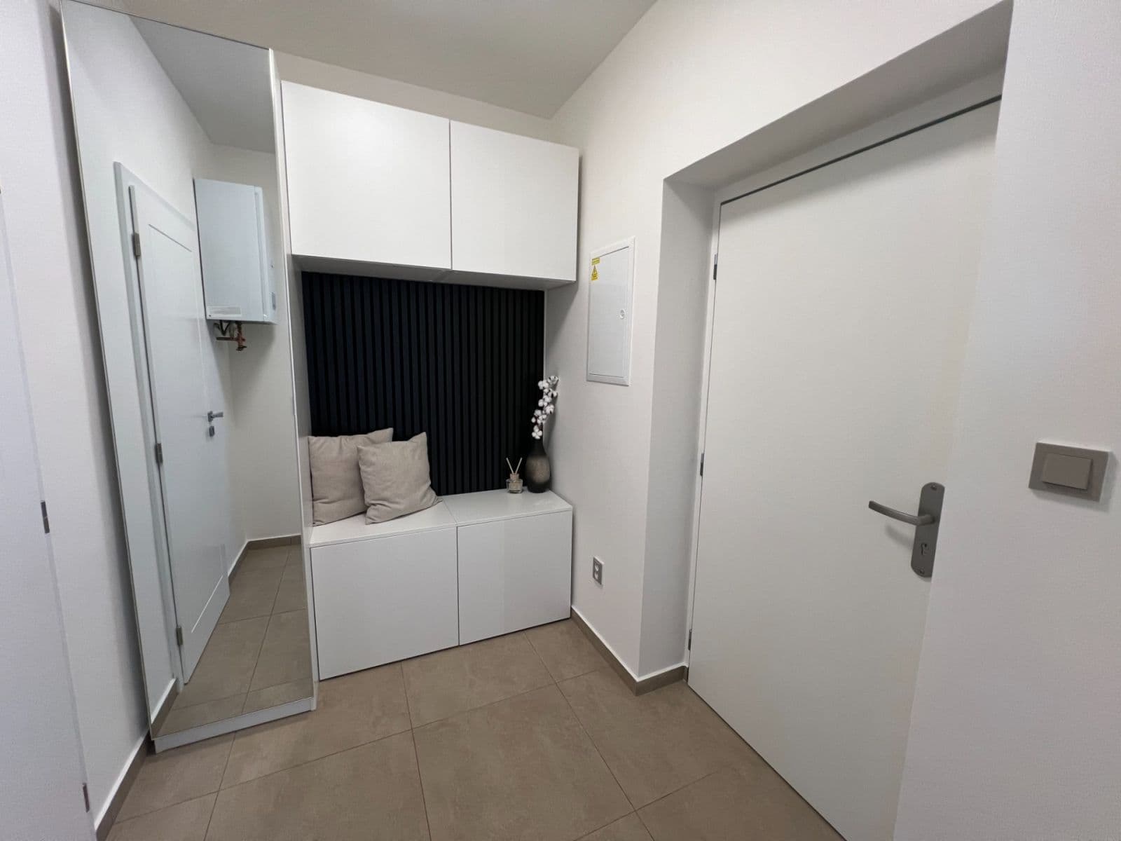 Prodej bytu 1+kk 25 m², Rýchorské náměstí, Žacléř, Královéhradecký kraj Prodej bytu 1+kk 25 m², Rýchorské náměstí, Žacléř, Královéhradecký kraj
