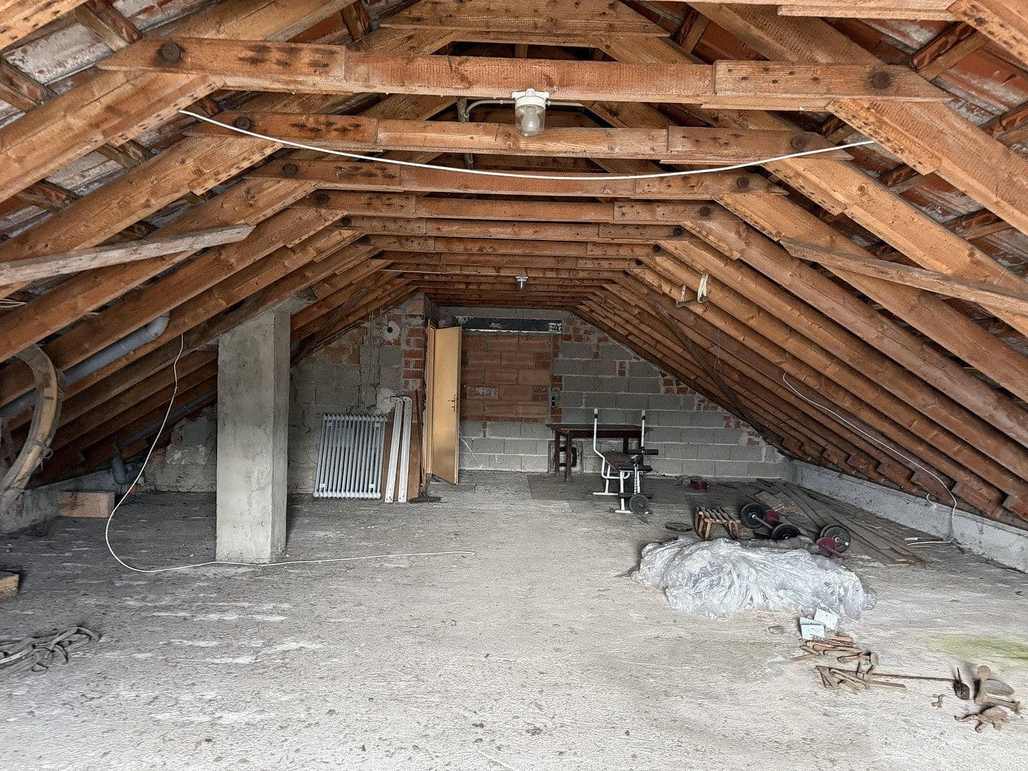 Prodej domu 170 m², pozemek 520 m², Ringstraße 19/1, Zaberfeld, Bádensko-Württembersko Prodej domu 170 m², pozemek 520 m², Ringstraße 19/1, Zaberfeld, Bádensko-Württembersko