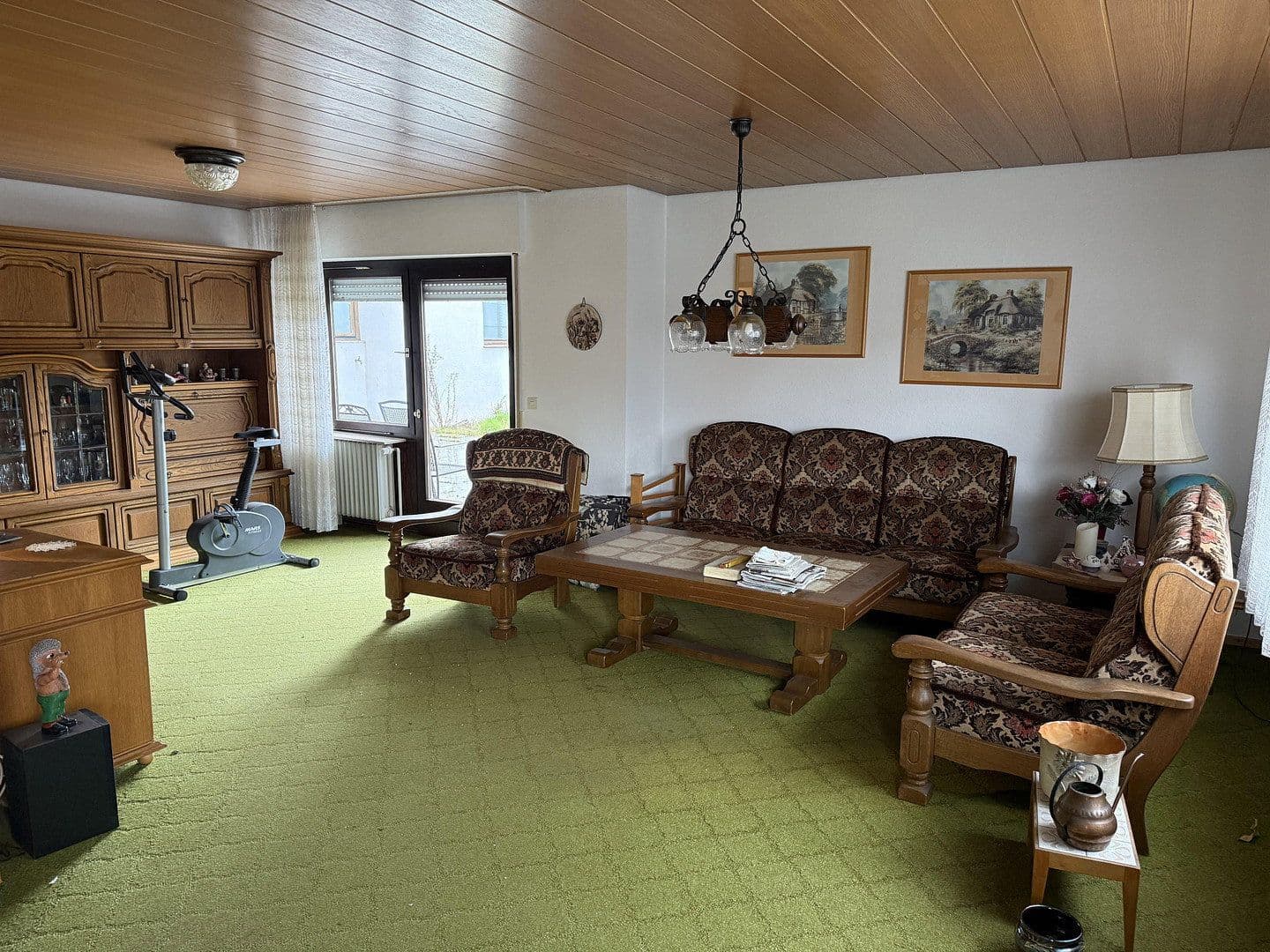 Prodej domu 170 m², pozemek 520 m², Ringstraße 19/1, Zaberfeld, Bádensko-Württembersko Prodej domu 170 m², pozemek 520 m², Ringstraße 19/1, Zaberfeld, Bádensko-Württembersko