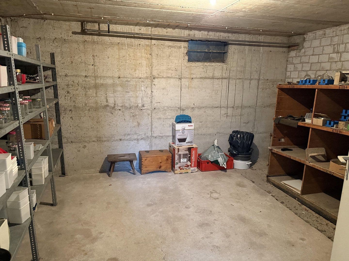 Prodej domu 170 m², pozemek 520 m², Ringstraße 19/1, Zaberfeld, Bádensko-Württembersko Prodej domu 170 m², pozemek 520 m², Ringstraße 19/1, Zaberfeld, Bádensko-Württembersko