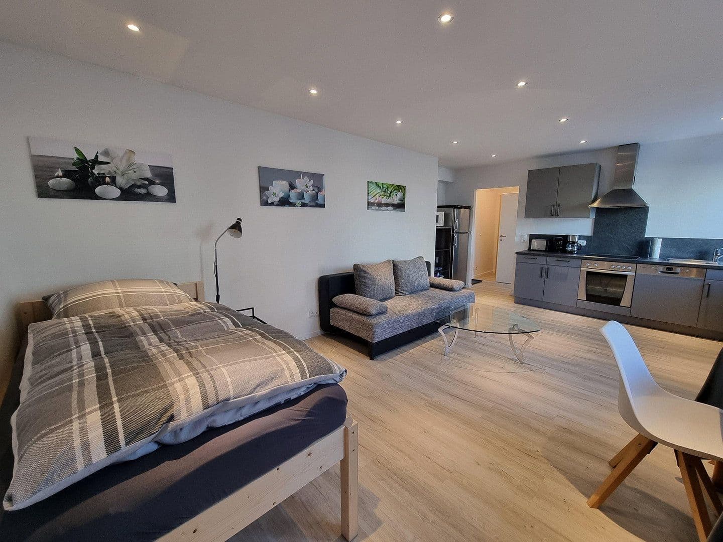 Pronájem bytu 1+1 35 m², Alsbergstr. 1, Waldbröl, Severní Porýní-Vestfálsko Pronájem bytu 1+1 35 m², Alsbergstr. 1, Waldbröl, Severní Porýní-Vestfálsko