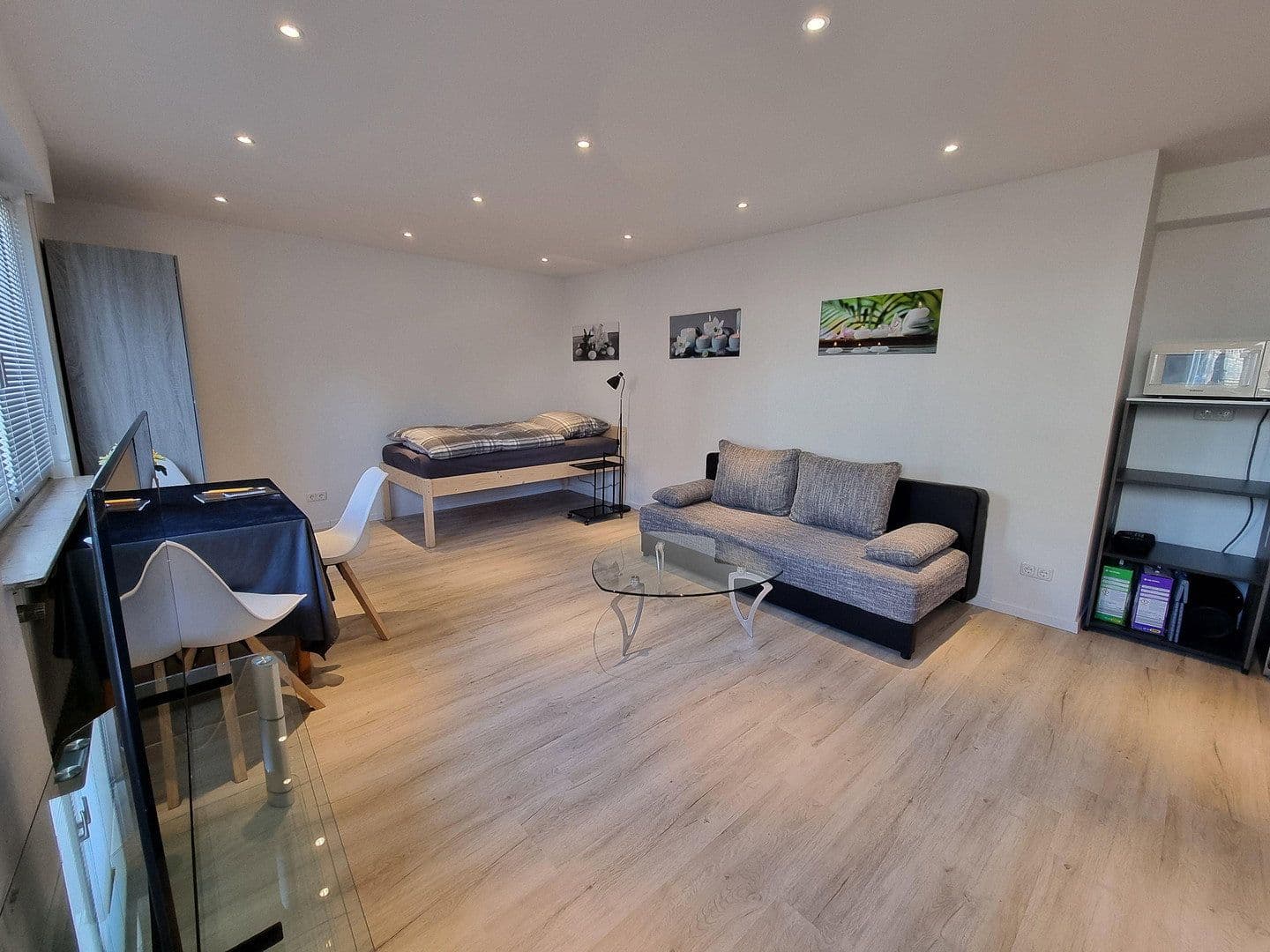 Pronájem bytu 1+1 35 m², Alsbergstr. 1, Waldbröl, Severní Porýní-Vestfálsko Pronájem bytu 1+1 35 m², Alsbergstr. 1, Waldbröl, Severní Porýní-Vestfálsko