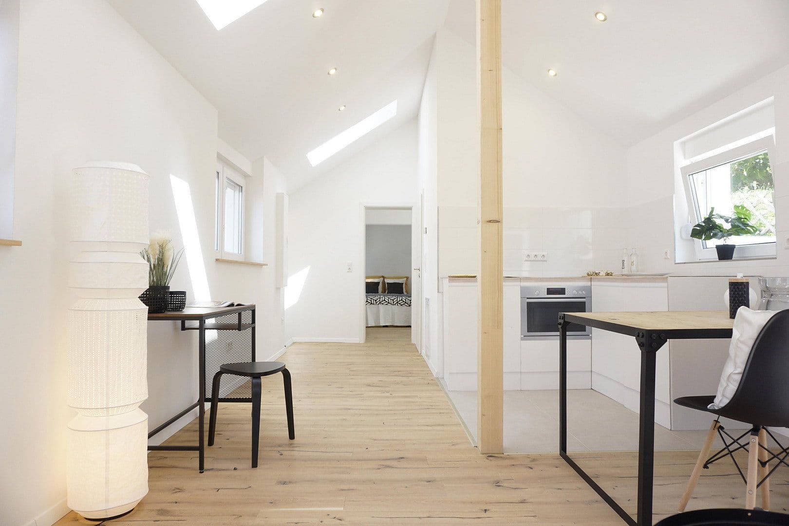 Pronájem bytu 2+kk 63 m², Kufsteiner Str.30, Stuttgart, Bádensko-Württembersko Pronájem bytu 2+kk 63 m², Kufsteiner Str.30, Stuttgart, Bádensko-Württembersko