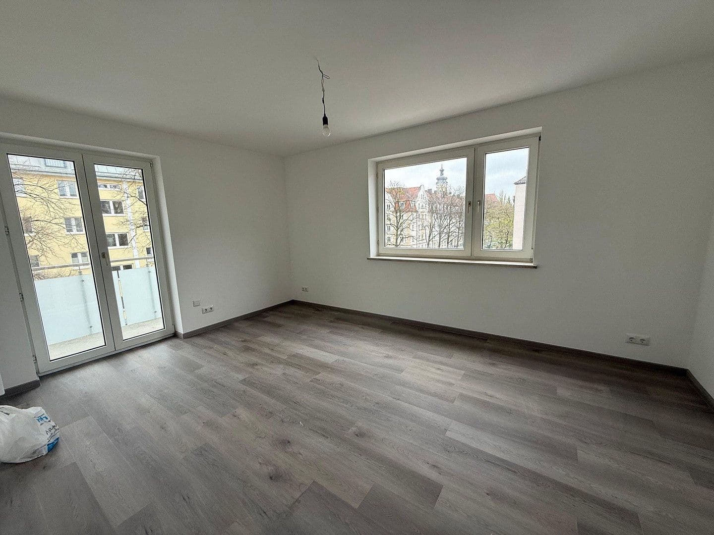 Pronájem bytu 2+kk 58 m², Merianstr. 31, München, Bavorsko Pronájem bytu 2+kk 58 m², Merianstr. 31, München, Bavorsko