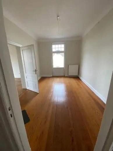 Pronájem bytu 5+1 147 m², Lübeck, Šlesvicko-Holštýnsko Pronájem bytu 5+1 147 m², Lübeck, Šlesvicko-Holštýnsko