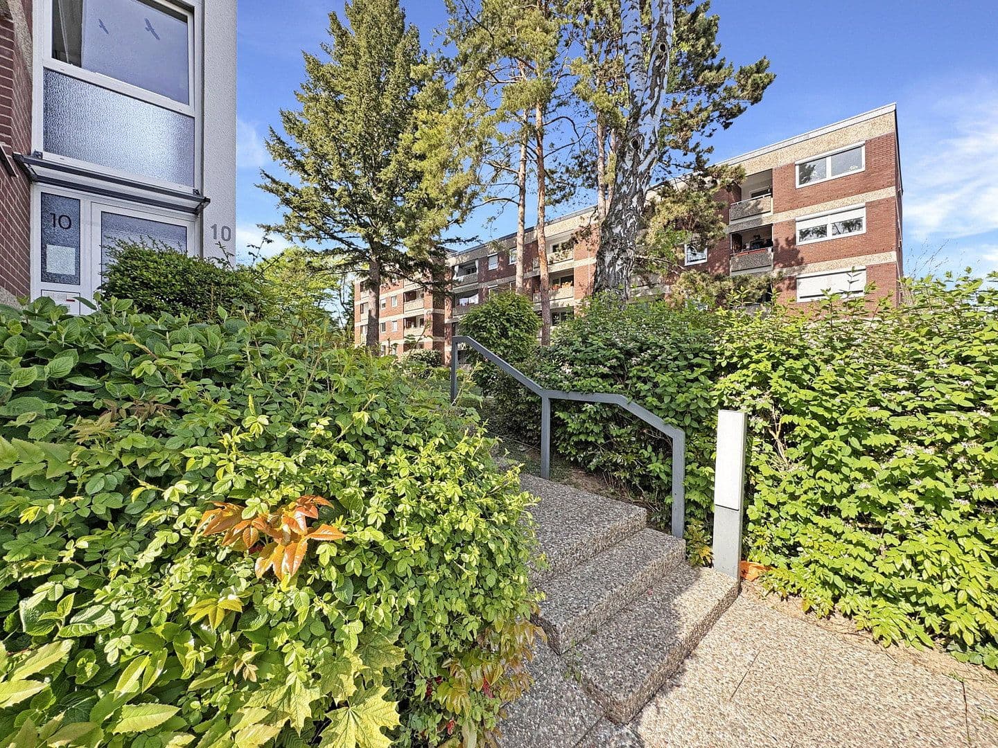 Prodej bytu 2+1 42 m², Frank-Wedekind-Straße 00, Wiesbaden, Hessen Prodej bytu 2+1 42 m², Frank-Wedekind-Straße 00, Wiesbaden, Hessen