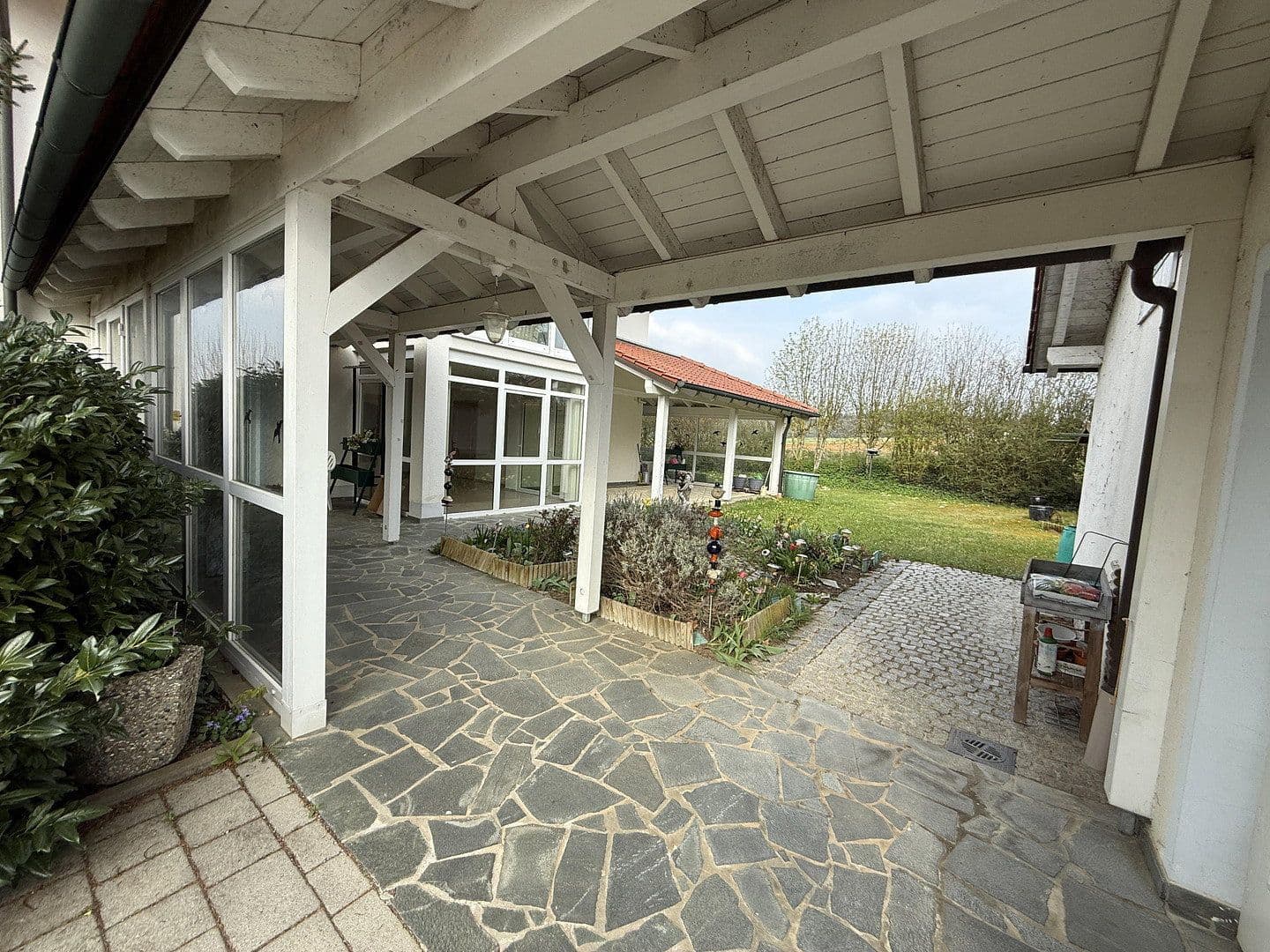 Pronájem bytu 3+1 102 m², Schillerstraße 21, Neufahrn in Niederbayern, Bavorsko Pronájem bytu 3+1 102 m², Schillerstraße 21, Neufahrn in Niederbayern, Bavorsko