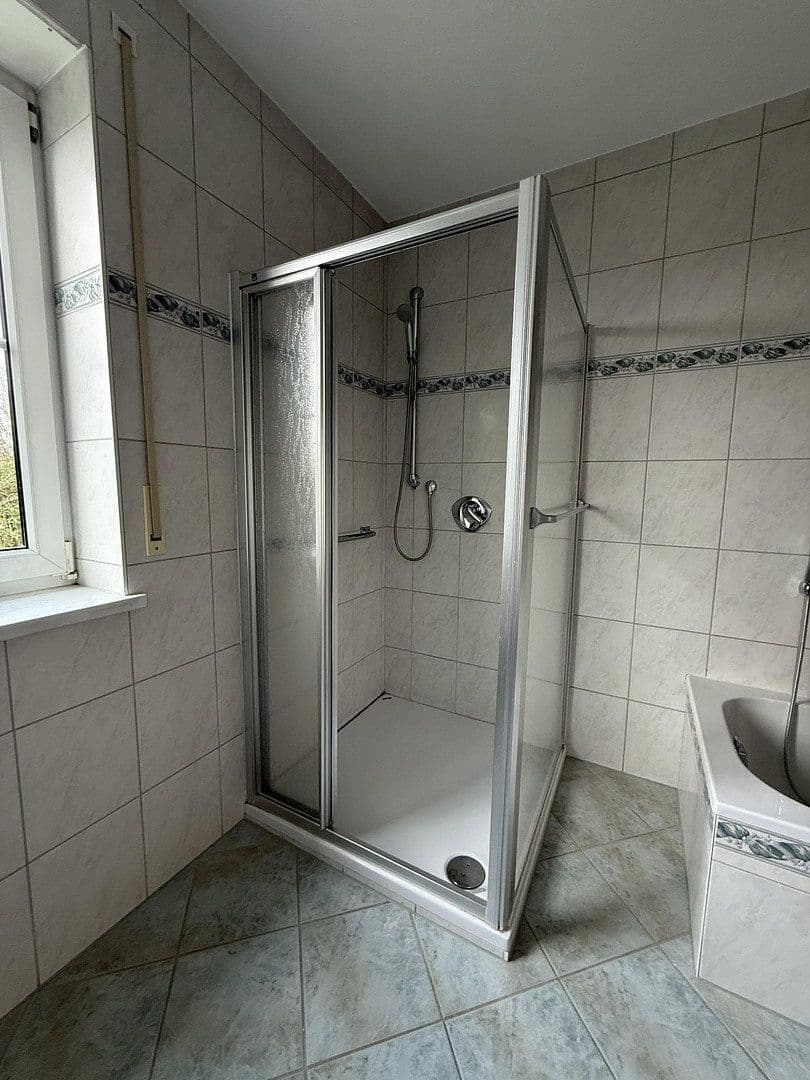 Pronájem bytu 3+1 102 m², Schillerstraße 21, Neufahrn in Niederbayern, Bavorsko Pronájem bytu 3+1 102 m², Schillerstraße 21, Neufahrn in Niederbayern, Bavorsko