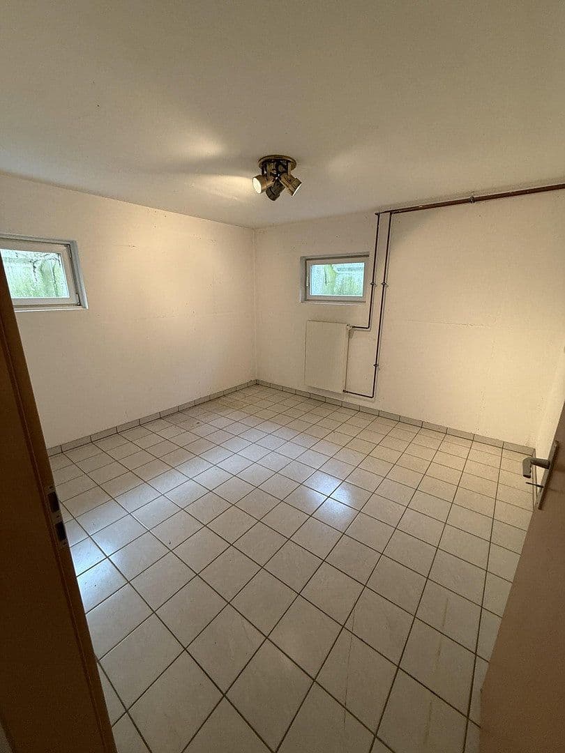 Pronájem bytu 3+1 102 m², Schillerstraße 21, Neufahrn in Niederbayern, Bavorsko Pronájem bytu 3+1 102 m², Schillerstraße 21, Neufahrn in Niederbayern, Bavorsko