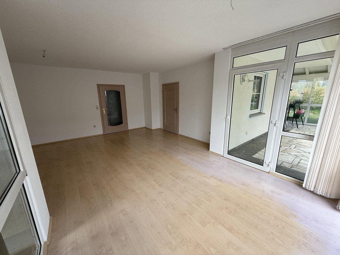Pronájem bytu 3+1 102 m², Schillerstraße 21, Neufahrn in Niederbayern, Bavorsko Pronájem bytu 3+1 102 m², Schillerstraße 21, Neufahrn in Niederbayern, Bavorsko