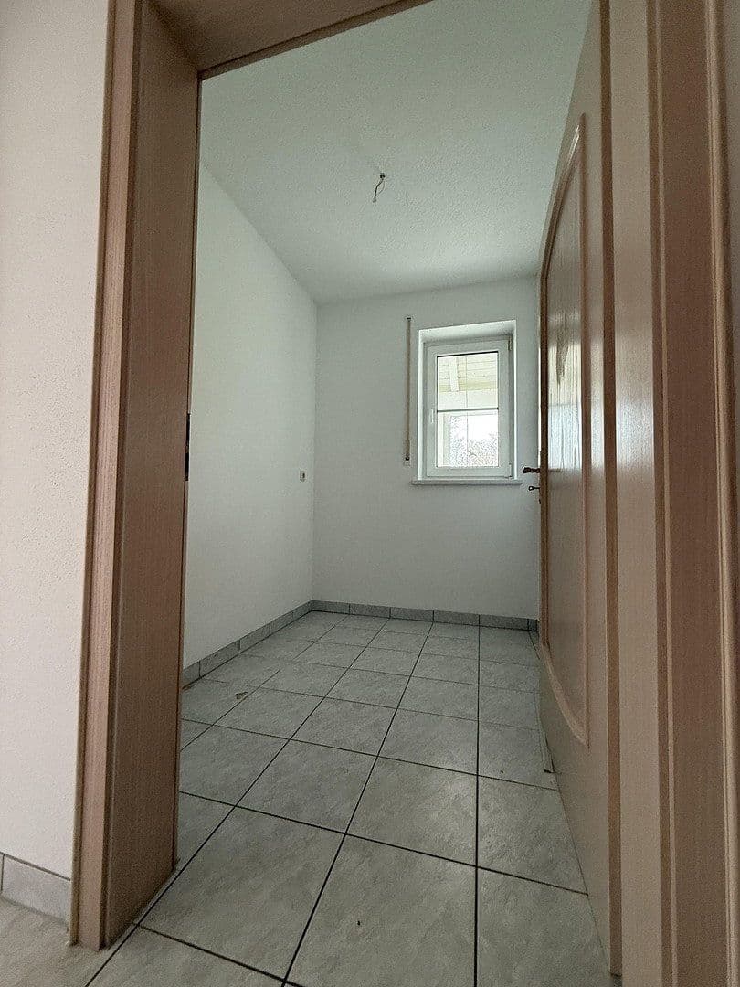 Pronájem bytu 3+1 102 m², Schillerstraße 21, Neufahrn in Niederbayern, Bavorsko Pronájem bytu 3+1 102 m², Schillerstraße 21, Neufahrn in Niederbayern, Bavorsko