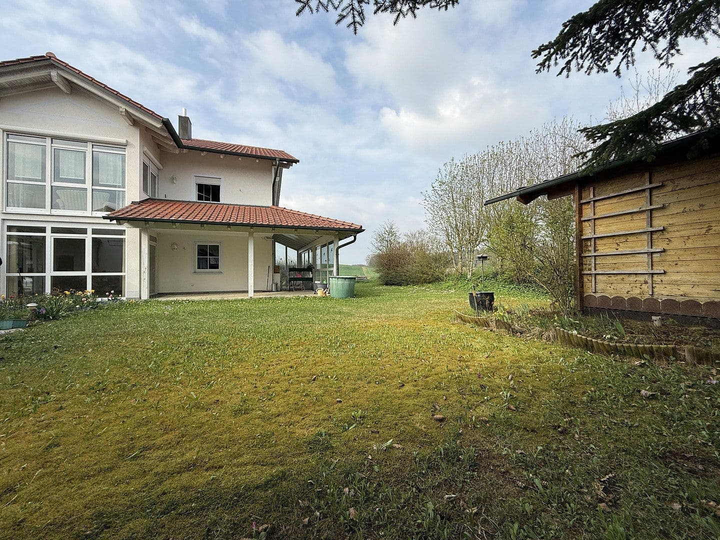 Pronájem bytu 3+1 102 m², Schillerstraße 21, Neufahrn in Niederbayern, Bavorsko Pronájem bytu 3+1 102 m², Schillerstraße 21, Neufahrn in Niederbayern, Bavorsko