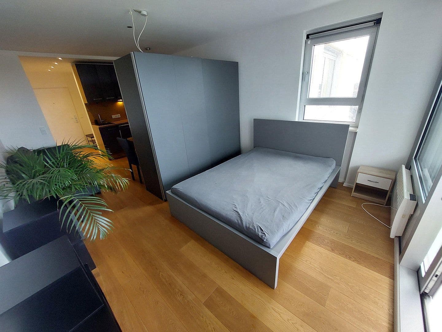 Pronájem bytu 1+1 36 m², Thersienhöhe 6c, München - Schwanthalerhöhe, Bavorsko Pronájem bytu 1+1 36 m², Thersienhöhe 6c, München - Schwanthalerhöhe, Bavorsko