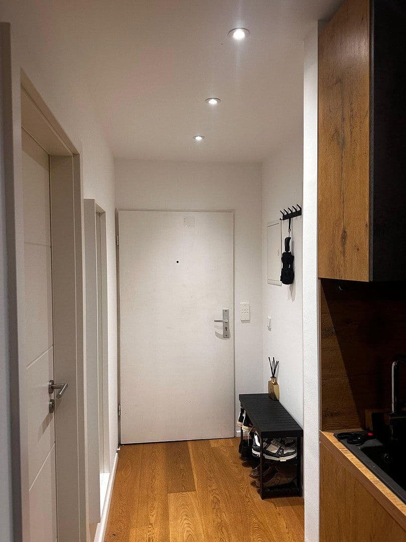 Pronájem bytu 1+1 36 m², Thersienhöhe 6c, München - Schwanthalerhöhe, Bavorsko Pronájem bytu 1+1 36 m², Thersienhöhe 6c, München - Schwanthalerhöhe, Bavorsko