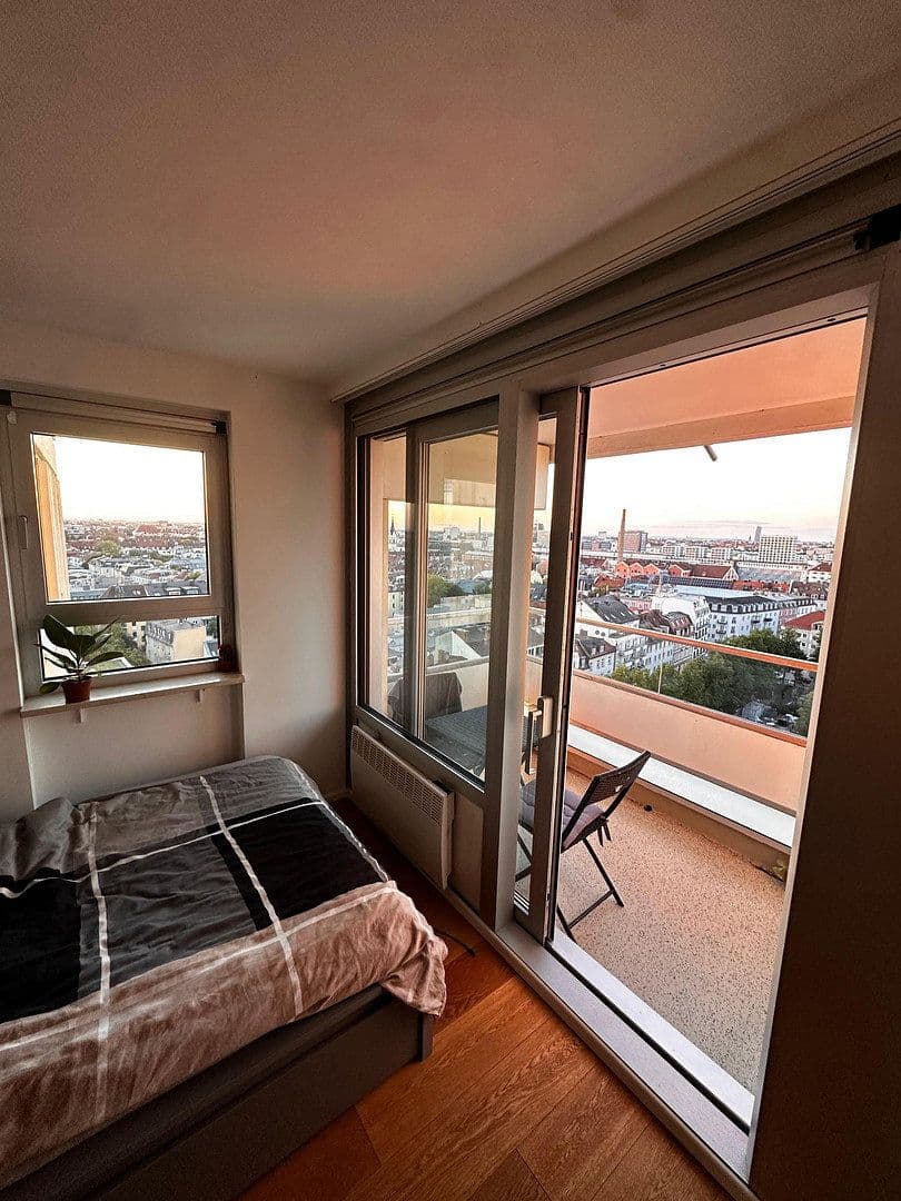 Pronájem bytu 1+1 36 m², Thersienhöhe 6c, München - Schwanthalerhöhe, Bavorsko Pronájem bytu 1+1 36 m², Thersienhöhe 6c, München - Schwanthalerhöhe, Bavorsko