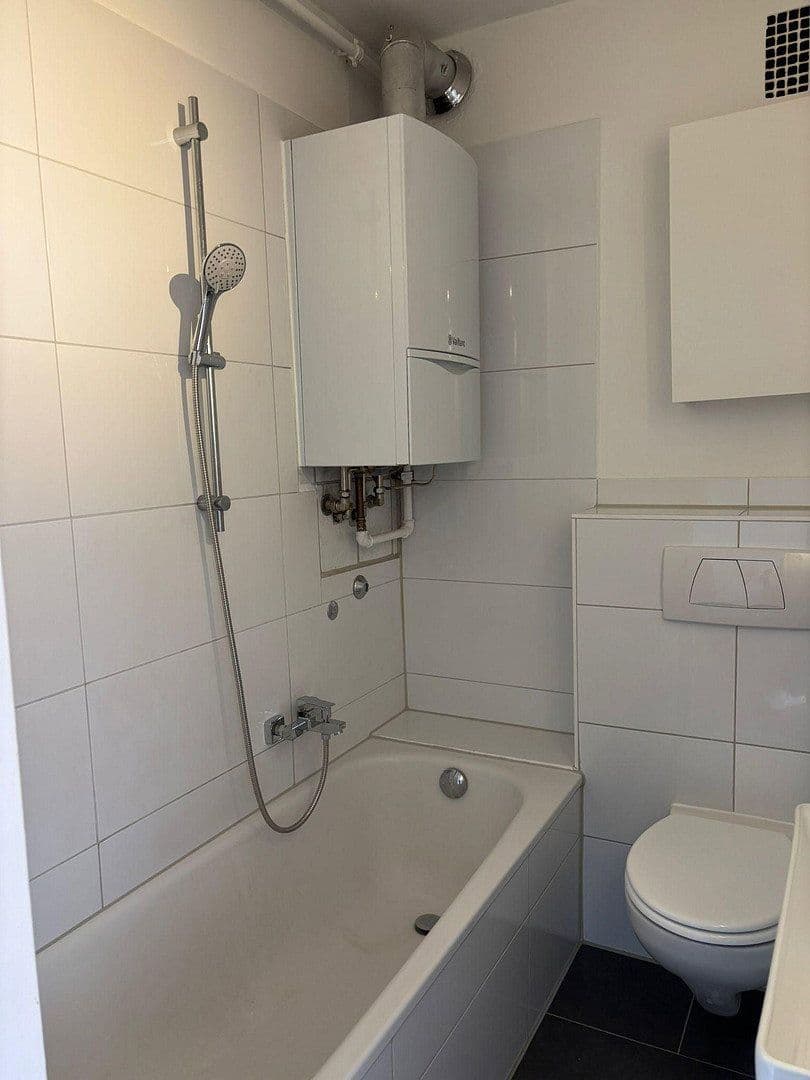 Pronájem bytu 2+1 55 m², Goethestraße 70, Offenbach am Main, Hessen Pronájem bytu 2+1 55 m², Goethestraße 70, Offenbach am Main, Hessen