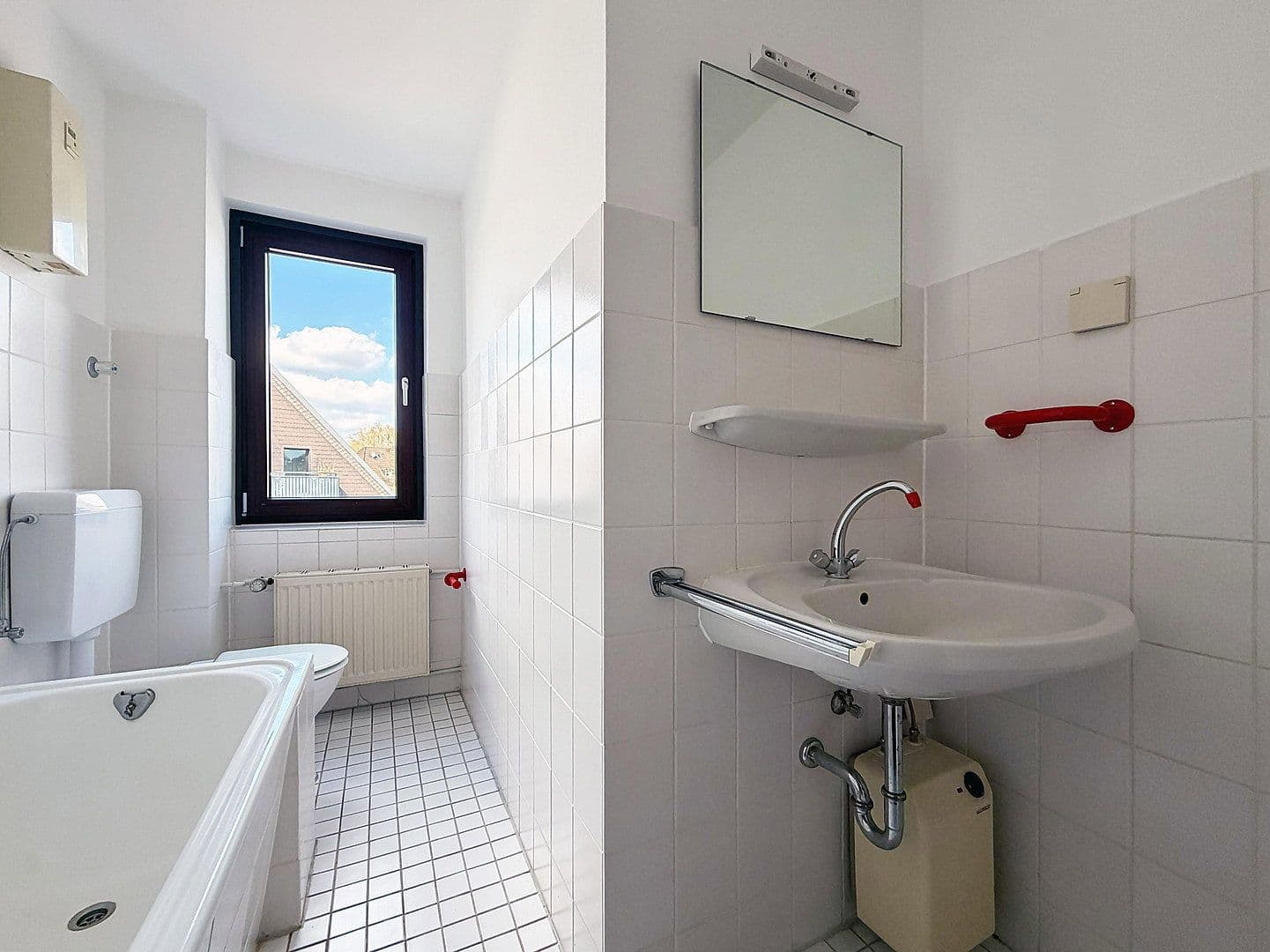 Prodej domu 306 m², pozemek 673 m², Penningsfelder Weg 89, Köln, Severní Porýní-Vestfálsko Prodej domu 306 m², pozemek 673 m², Penningsfelder Weg 89, Köln, Severní Porýní-Vestfálsko