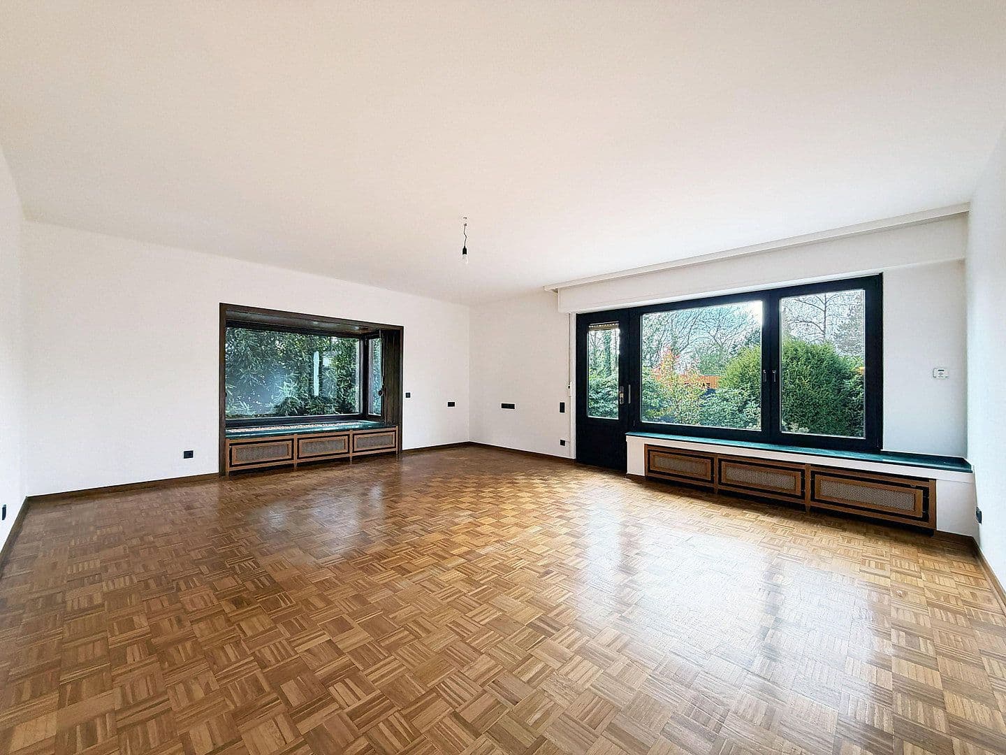 Prodej domu 306 m², pozemek 673 m², Penningsfelder Weg 89, Köln, Severní Porýní-Vestfálsko Prodej domu 306 m², pozemek 673 m², Penningsfelder Weg 89, Köln, Severní Porýní-Vestfálsko