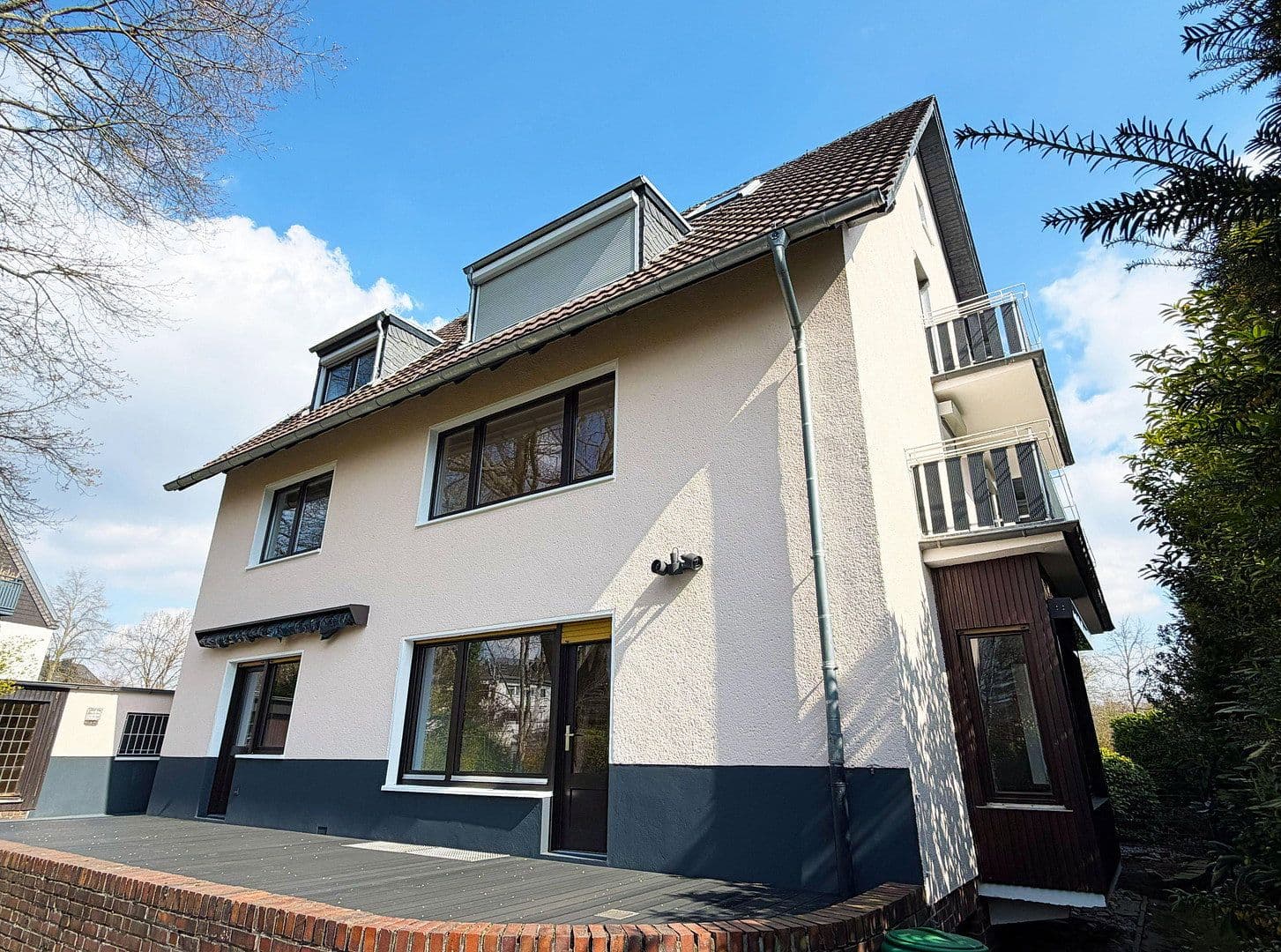 Prodej domu 306 m², pozemek 673 m², Penningsfelder Weg 89, Köln, Severní Porýní-Vestfálsko Prodej domu 306 m², pozemek 673 m², Penningsfelder Weg 89, Köln, Severní Porýní-Vestfálsko