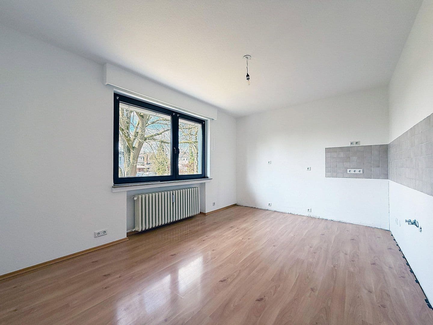 Prodej domu 306 m², pozemek 673 m², Penningsfelder Weg 89, Köln, Severní Porýní-Vestfálsko Prodej domu 306 m², pozemek 673 m², Penningsfelder Weg 89, Köln, Severní Porýní-Vestfálsko