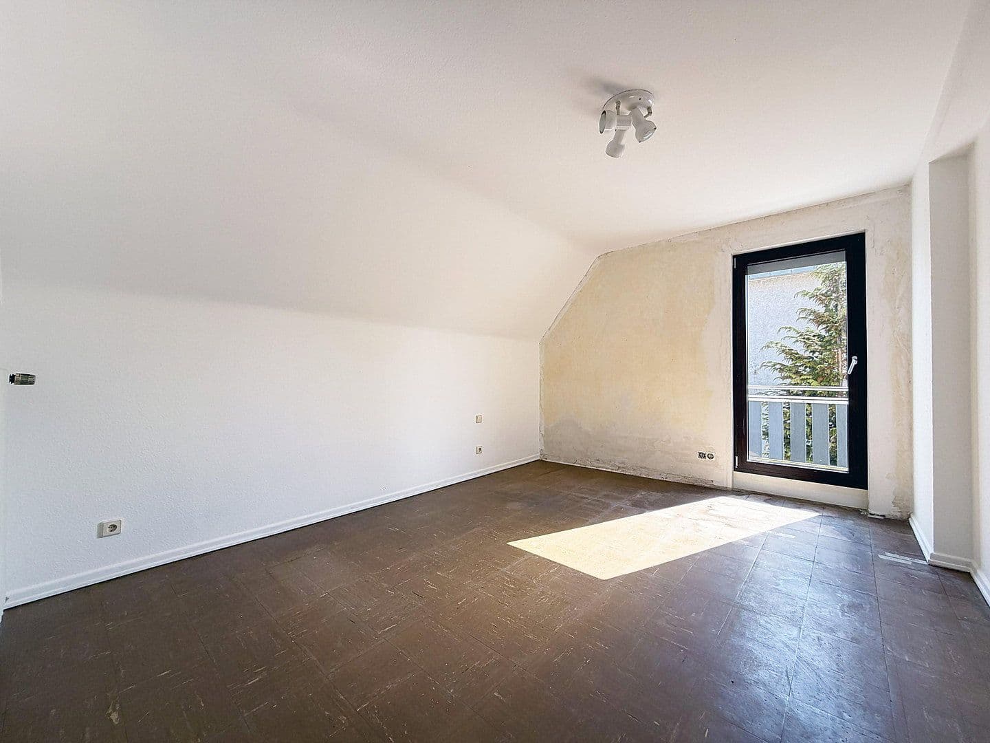 Prodej domu 306 m², pozemek 673 m², Penningsfelder Weg 89, Köln, Severní Porýní-Vestfálsko Prodej domu 306 m², pozemek 673 m², Penningsfelder Weg 89, Köln, Severní Porýní-Vestfálsko