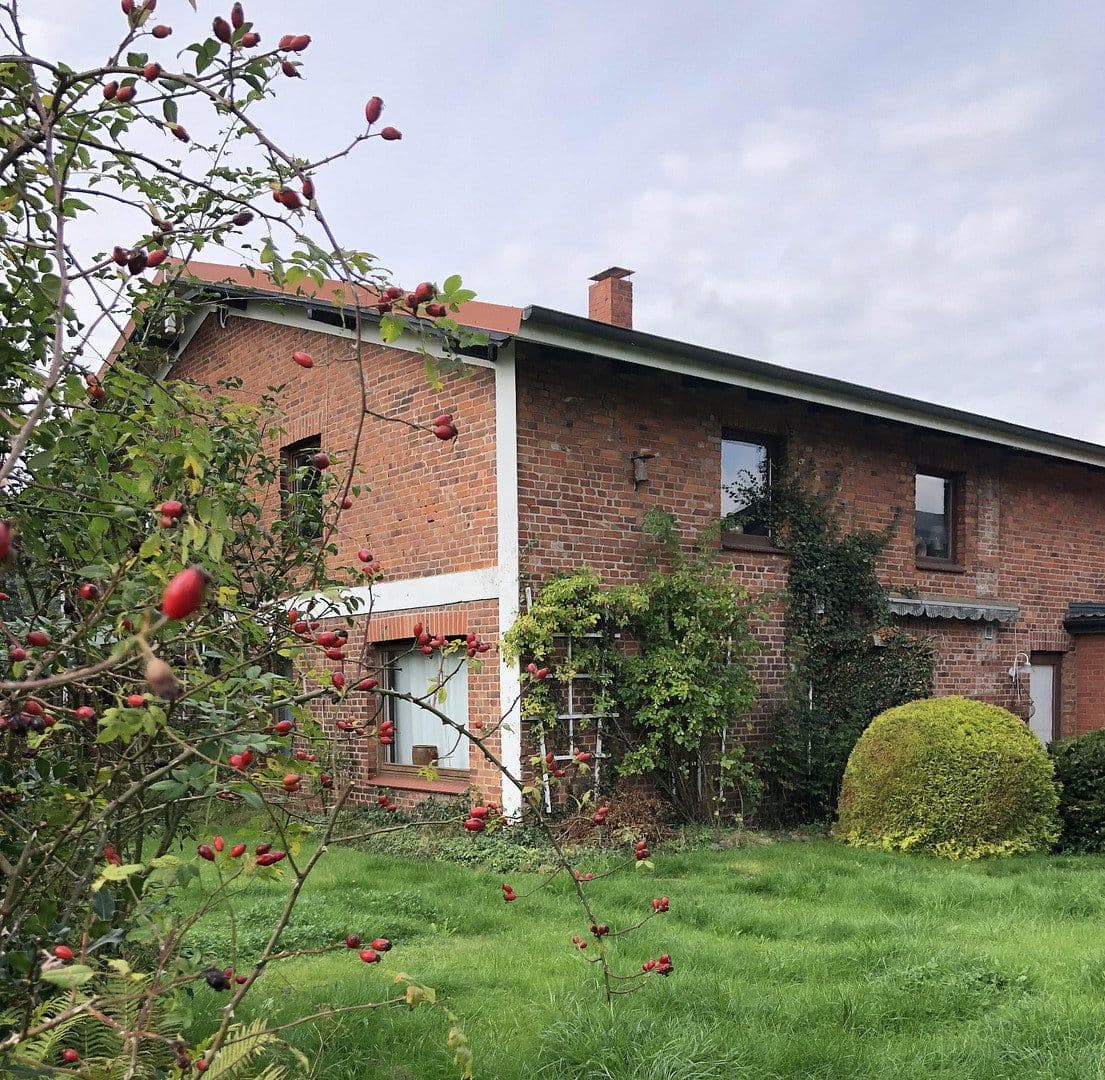 Prodej domu 374 m², pozemek 2.144 m², Wentorf (Amt Sandesneben), Šlesvicko-Holštýnsko Prodej domu 374 m², pozemek 2.144 m², Wentorf (Amt Sandesneben), Šlesvicko-Holštýnsko