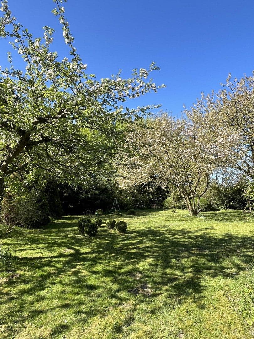 Prodej domu 374 m², pozemek 2.144 m², Wentorf (Amt Sandesneben), Šlesvicko-Holštýnsko Prodej domu 374 m², pozemek 2.144 m², Wentorf (Amt Sandesneben), Šlesvicko-Holštýnsko