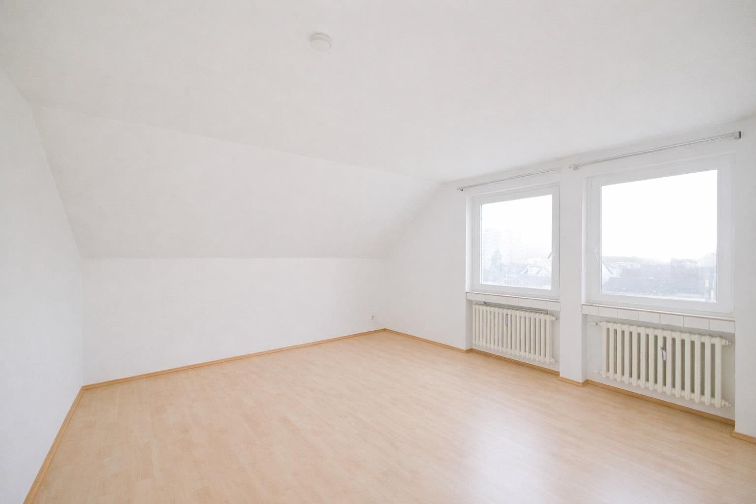 Prodej bytu 3+kk 87 m², Würzburg, Bavorsko Prodej bytu 3+kk 87 m², Würzburg, Bavorsko