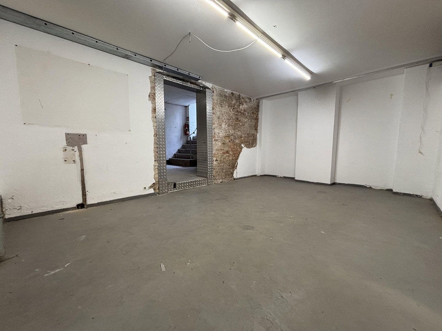 Pronájem nebytového prostoru 80 m², Oppelner Straße 33, Berlin, Berlín Pronájem nebytového prostoru 80 m², Oppelner Straße 33, Berlin, Berlín